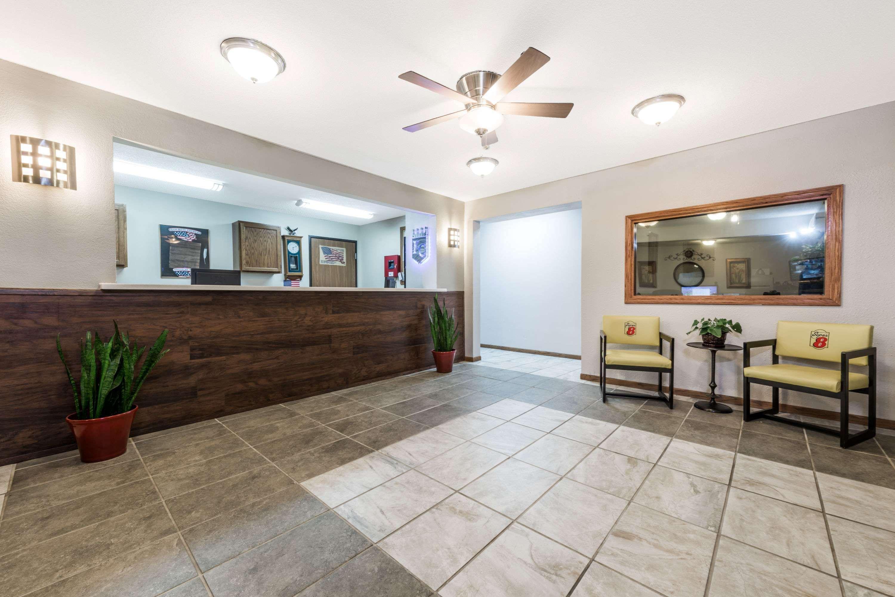 Super 8 By Wyndham Smithville Lake Ngoại thất bức ảnh