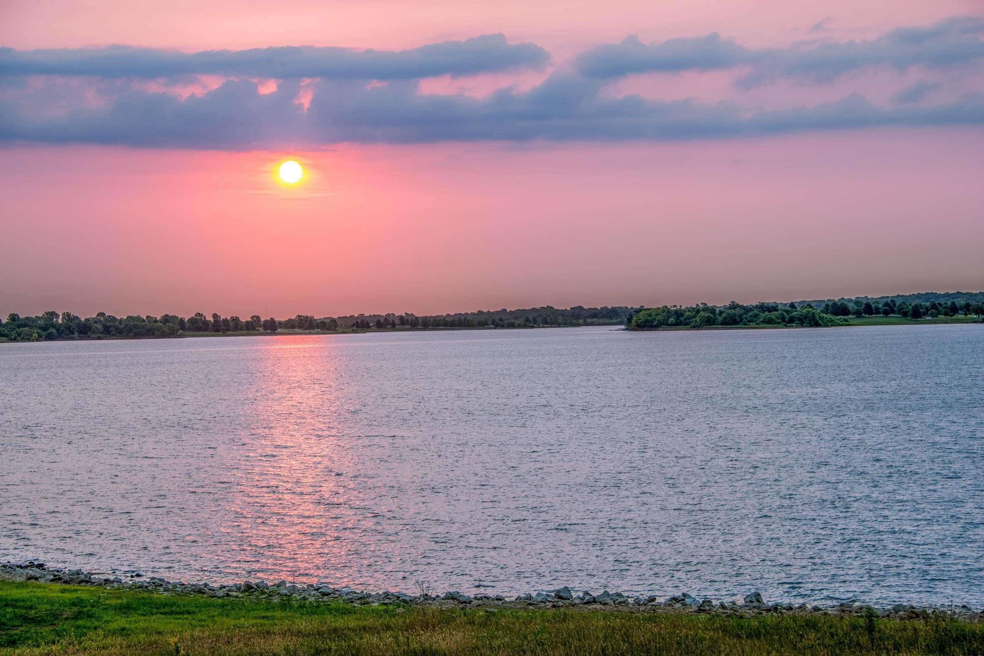Super 8 By Wyndham Smithville Lake Ngoại thất bức ảnh